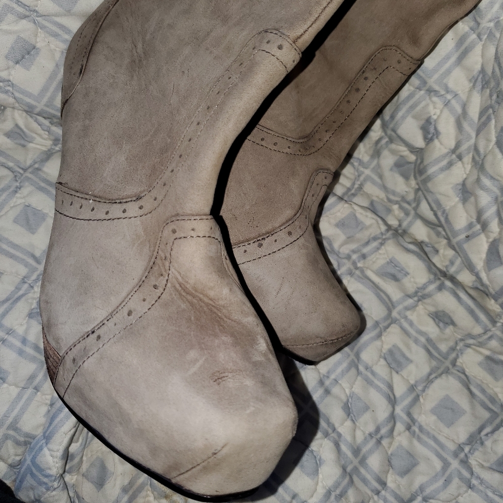 Elizabeth & James Sq.Toe Stiletto Franky Boots - Picture 10 of 14